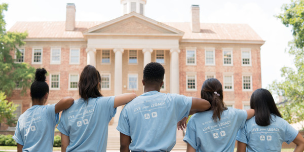 A unique culture': Students form bonds through UNC club table tennis team 